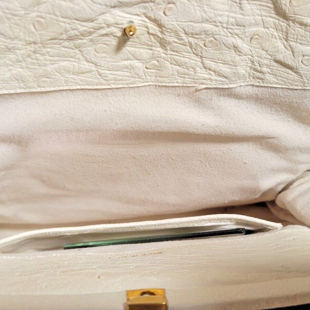 Extremely Rare Ivory White Ostrich Leather Gucci Bag from 1963 - Picture 3 of 13